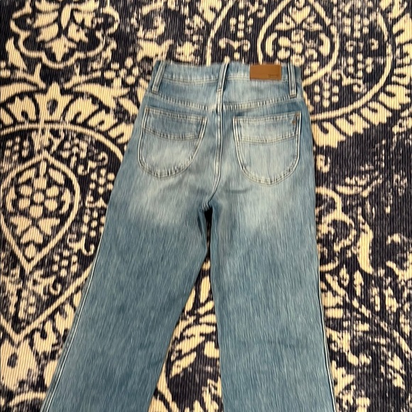 Madewell Denim - Madewell High Rise Flare Jeans 26